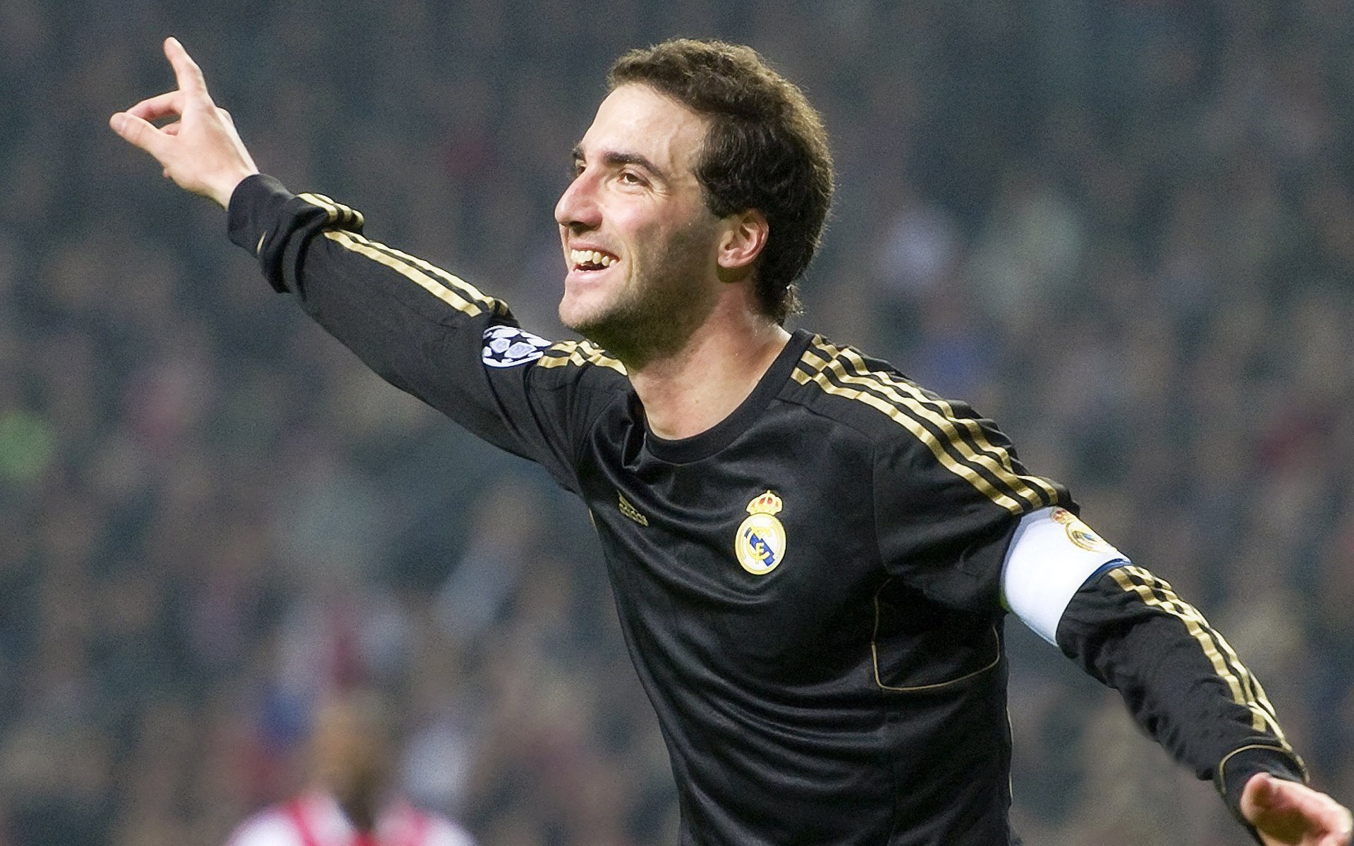 爱游戏官方网站-塞内加尔男足在巴黎奥运会上表现出色，赢得银牌，塞内加尔足协